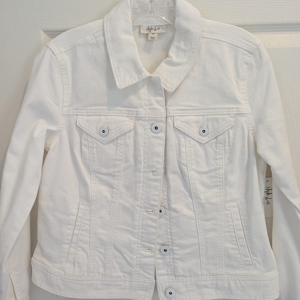 Stylish White Denim Jacket